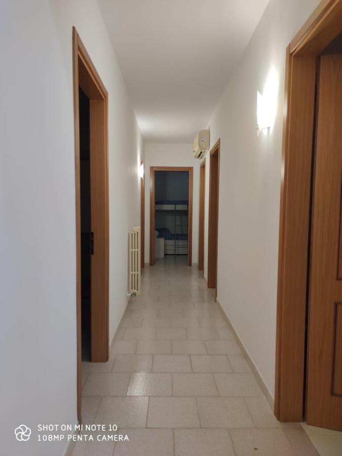 Casa Di Gigi- Comodo Appartamento In غالاتينا المظهر الخارجي الصورة