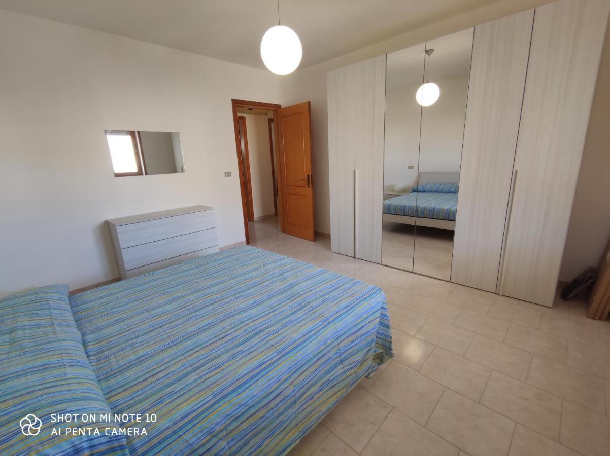 Casa Di Gigi- Comodo Appartamento In غالاتينا المظهر الخارجي الصورة